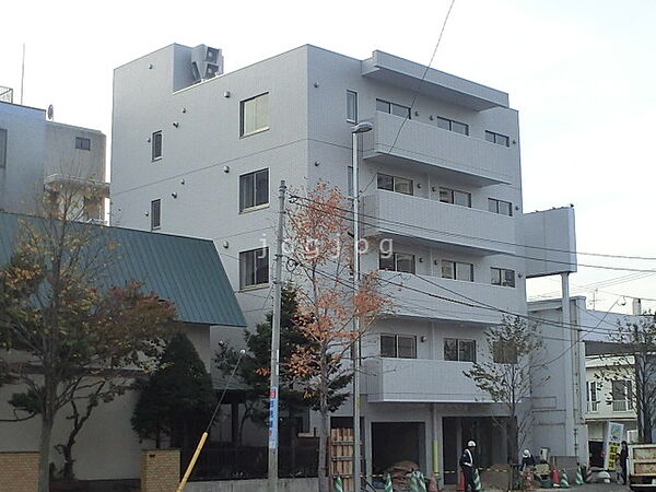 円山ハウス