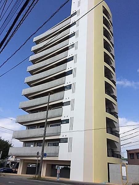 沖縄市山里のマンション