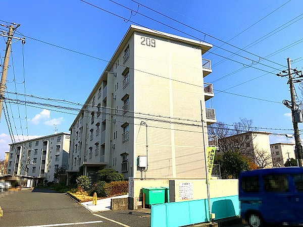 男山第3住宅205棟